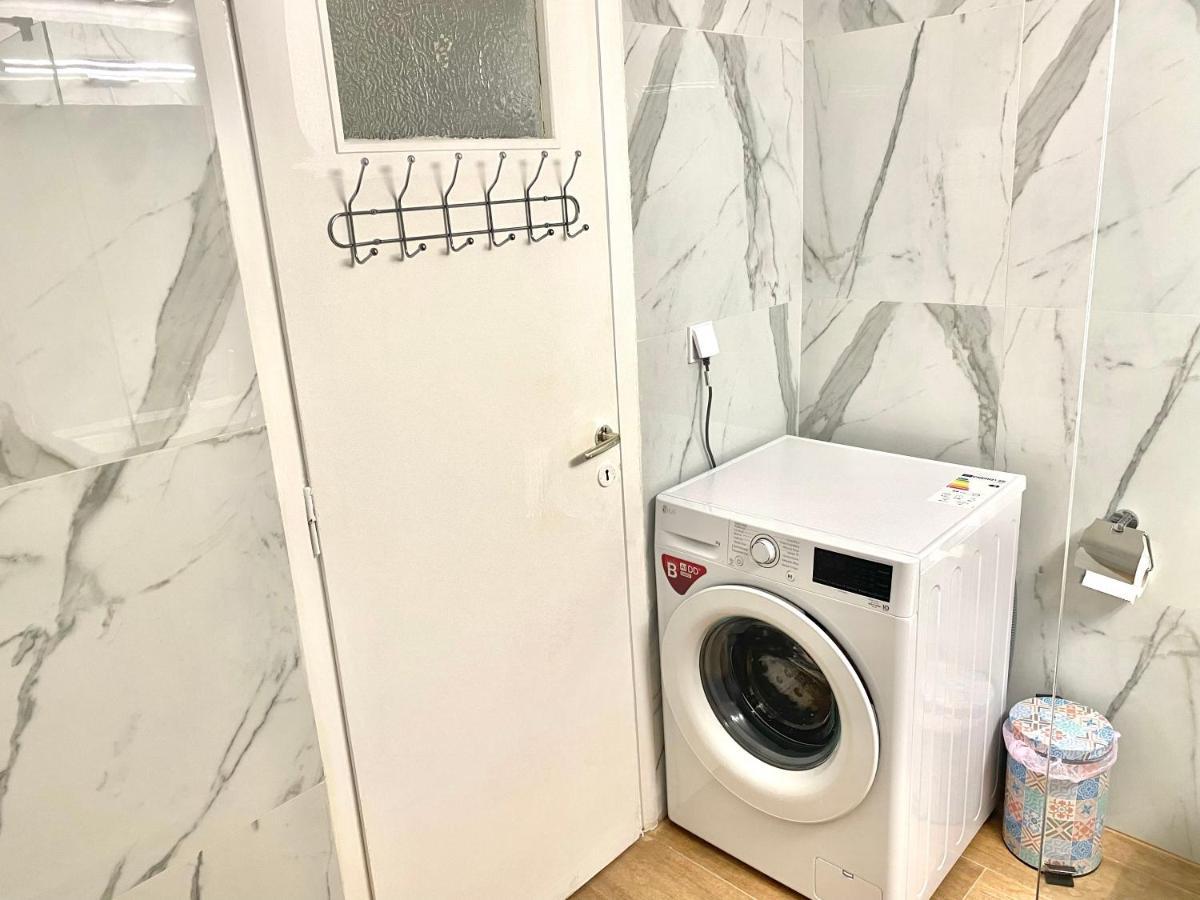 Quiet Near Subway And Acropolis 2 Bedrooms Apt Athen Eksteriør bilde