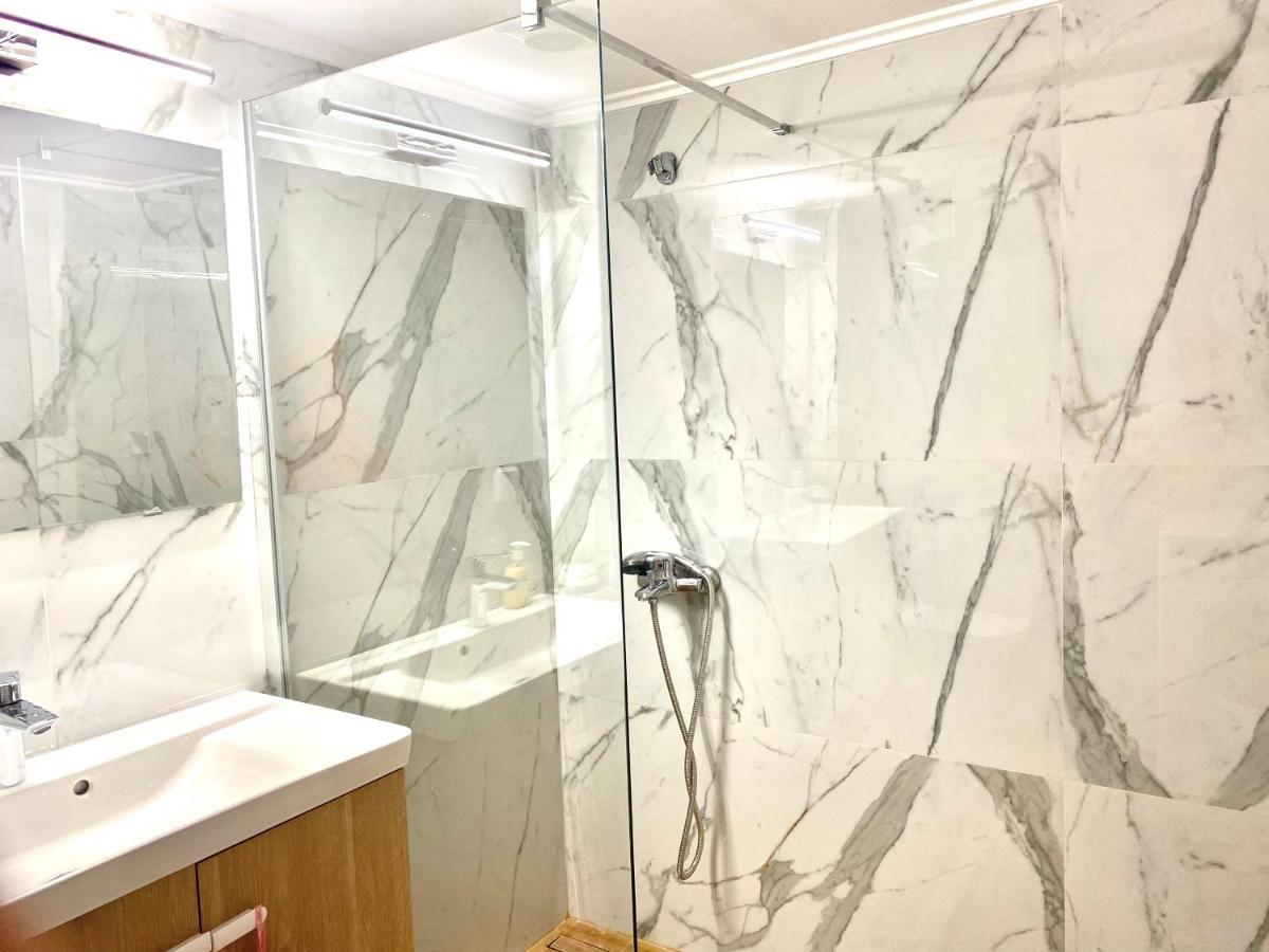 Quiet Near Subway And Acropolis 2 Bedrooms Apt Athen Eksteriør bilde